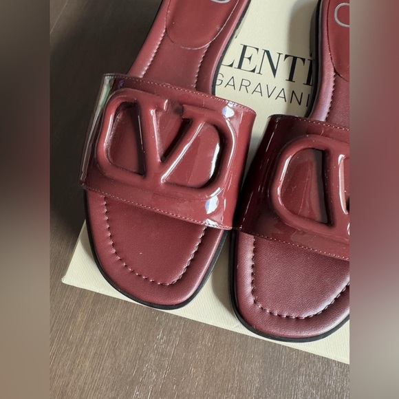Valentino Garavani Vlogo Signature Slide Sandal - Picture 2 of 6